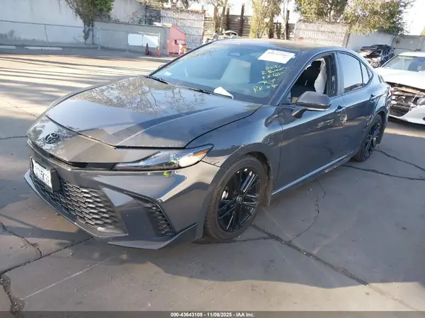 4T1DAACK5SU579799 2025 TOYOTA CAMRY - Image 2