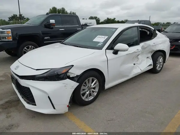 4T1DAACK5SU580032 2025 TOYOTA CAMRY - Image 2
