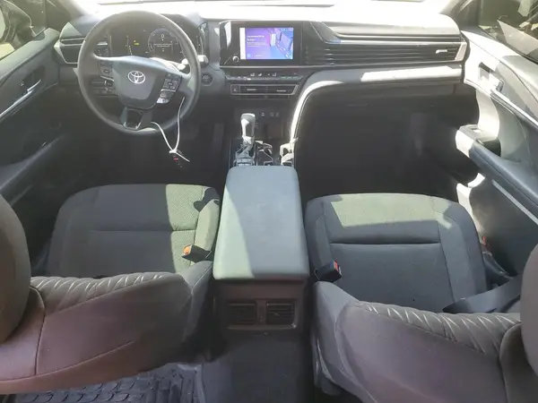 4T1DAACK5SU581519 2025 TOYOTA CAMRY - Image 8