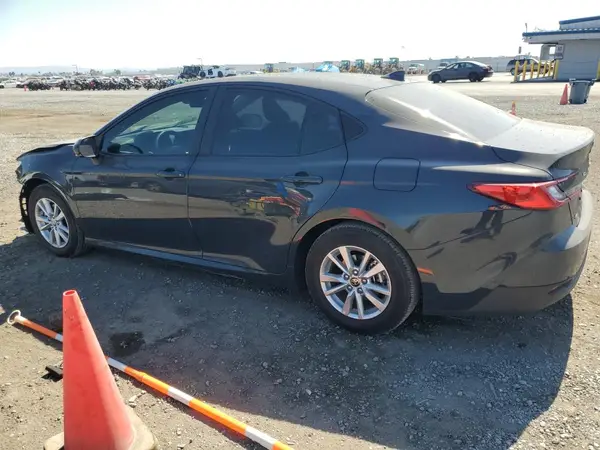 4T1DAACK5SU586459 2025 TOYOTA CAMRY - Image 2