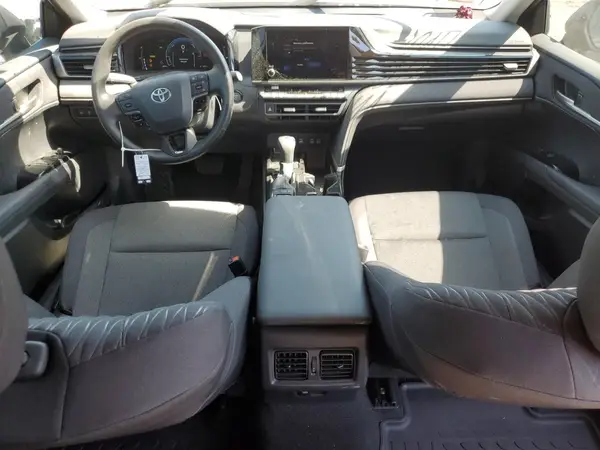 4T1DAACK5SU586459 2025 TOYOTA CAMRY - Image 8