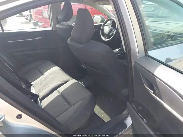 4T1DAACK5SU587899 2025 TOYOTA CAMRY - Image 8