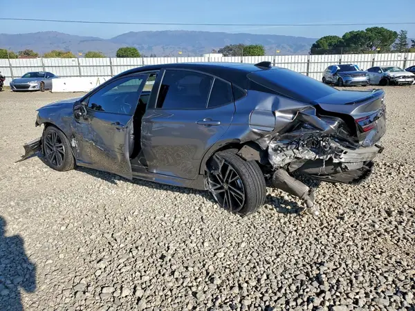 4T1DAACK5SU588857 2025 TOYOTA CAMRY - Image 2