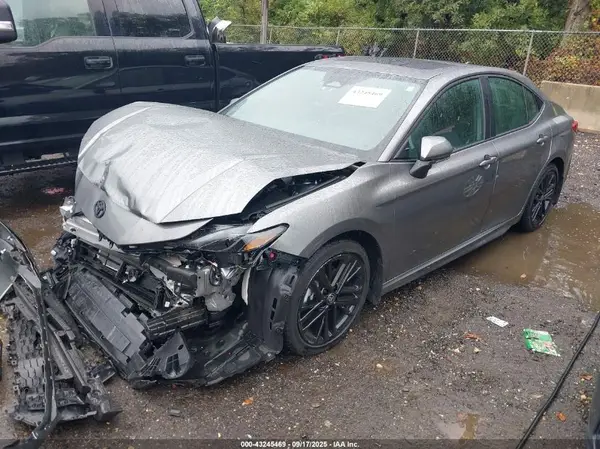 4T1DAACK5SU592939 2025 TOYOTA CAMRY - Image 2
