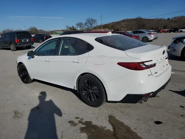 4T1DAACK5SU597252 2025 TOYOTA CAMRY - Image 2