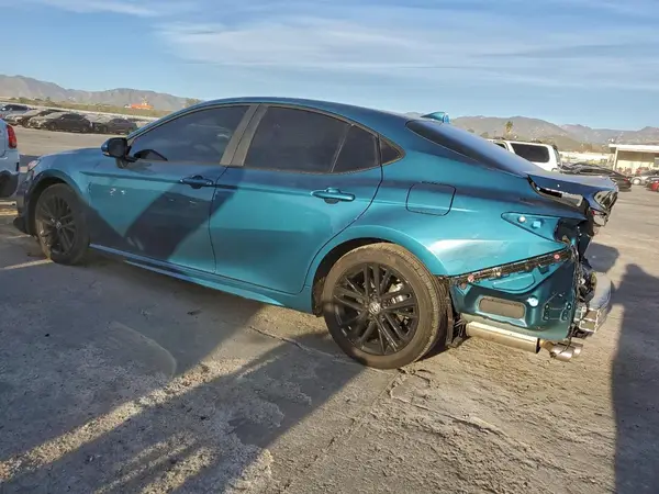 4T1DAACK5SU597557 2025 TOYOTA CAMRY - Image 2