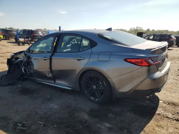 4T1DAACK5SU601039 2025 TOYOTA CAMRY - Image 2
