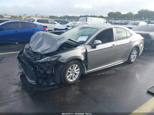 4T1DAACK5SU604653 2025 TOYOTA CAMRY - Image 2