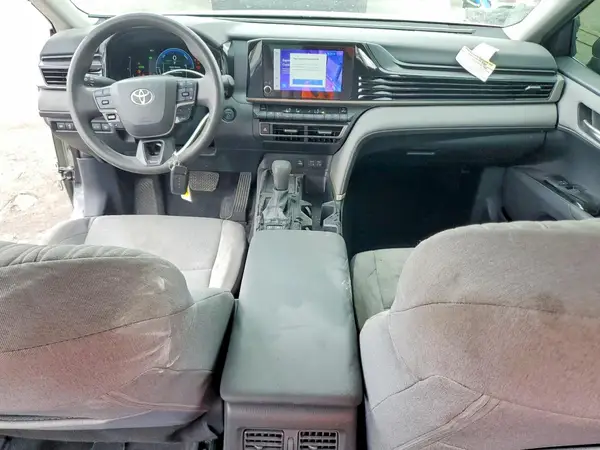4T1DAACK5SU604815 2025 TOYOTA CAMRY - Image 8
