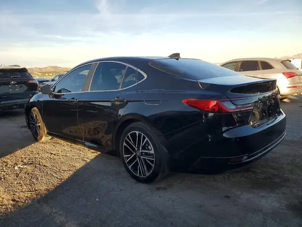 4T1DAACK5SU607858 2025 TOYOTA CAMRY - Image 2