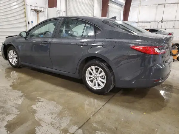 4T1DAACK5SU608279 2025 TOYOTA CAMRY - Image 2
