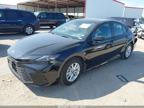4T1DAACK5SU608752 2025 TOYOTA CAMRY - Image 2