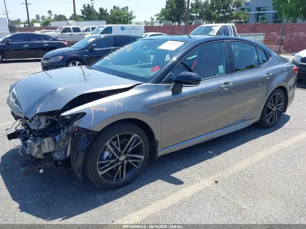 4T1DAACK5SU613871 2025 TOYOTA CAMRY - Image 2