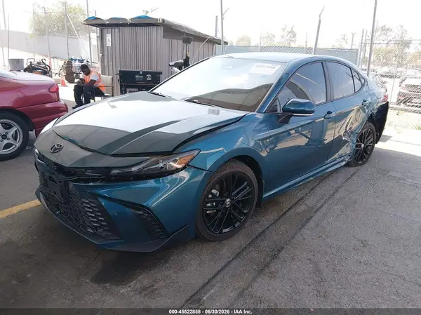 4T1DAACK5SU618116 2025 TOYOTA CAMRY - Image 2