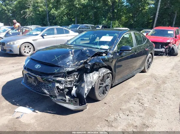 4T1DAACK5SU623901 2025 TOYOTA CAMRY - Image 2