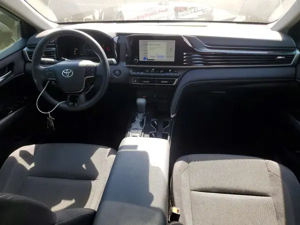 4T1DAACK5SU624112 2025 TOYOTA CAMRY - Image 8