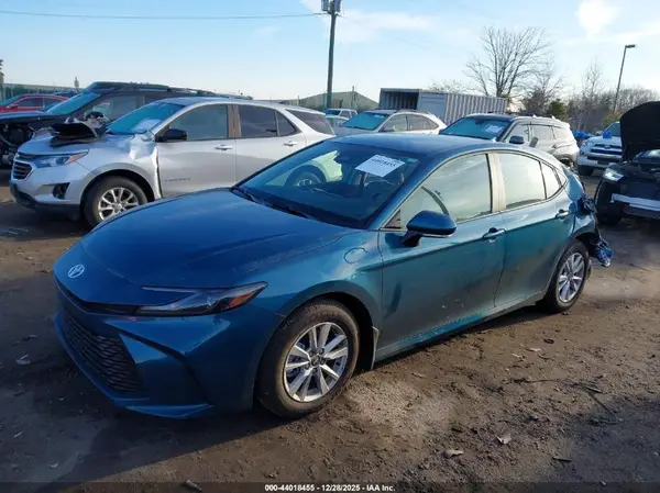 4T1DAACK5SU638995 2025 TOYOTA CAMRY - Image 2