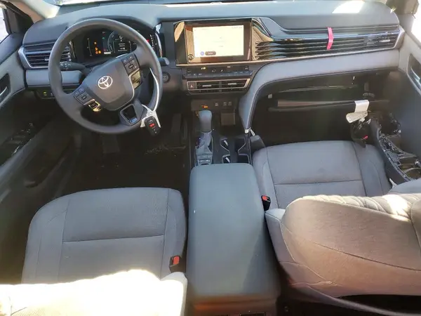 4T1DAACK5SU642884 2025 TOYOTA CAMRY - Image 8