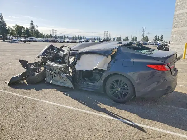 4T1DAACK5SU643095 2025 TOYOTA CAMRY - Image 2