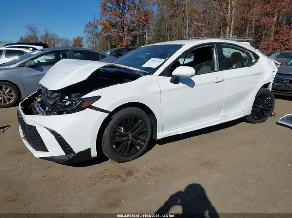 4T1DAACK5SU643937 2025 TOYOTA CAMRY - Image 2