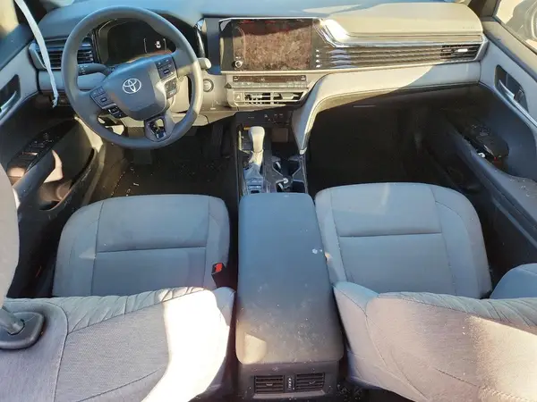 4T1DAACK5SU646465 2025 TOYOTA CAMRY - Image 8