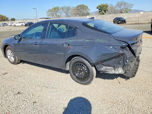 4T1DAACK5TU212919 2026 TOYOTA CAMRY - Image 2
