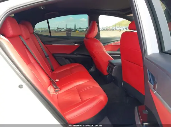 4T1DAACK5TU215156 2026 TOYOTA CAMRY - Image 8