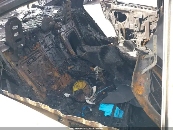 4T1DAACK5TU259156 2026 TOYOTA CAMRY - Image 8