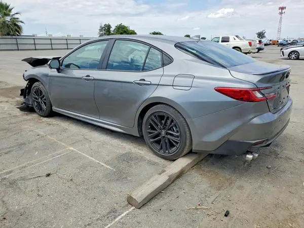 4T1DAACK5TU292657 2026 TOYOTA CAMRY - Image 2