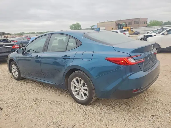 4T1DAACK5TU650792 2026 TOYOTA CAMRY - Image 2