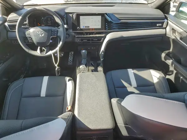 4T1DAACK5TU655815 2026 TOYOTA CAMRY - Image 8