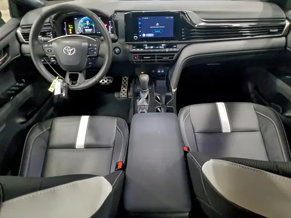 4T1DAACK5TU660352 2026 TOYOTA CAMRY - Image 8