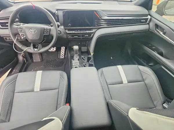 4T1DAACK5TU677796 2026 TOYOTA CAMRY - Image 8