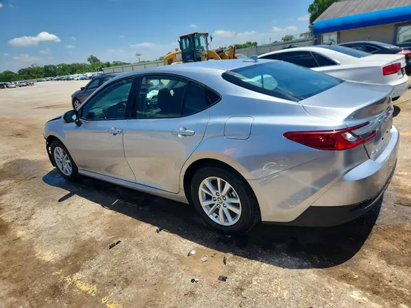 4T1DAACK5TU696025 2026 TOYOTA CAMRY - Image 2