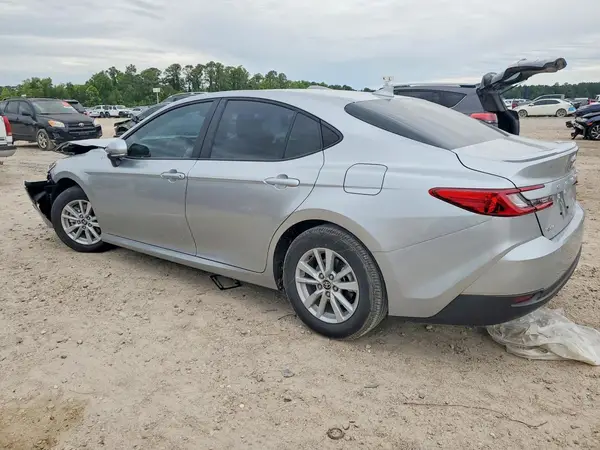 4T1DAACK5TU719643 2026 TOYOTA CAMRY - Image 2