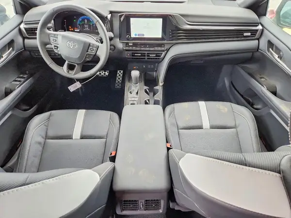 4T1DAACK5TU748222 2026 TOYOTA CAMRY - Image 8