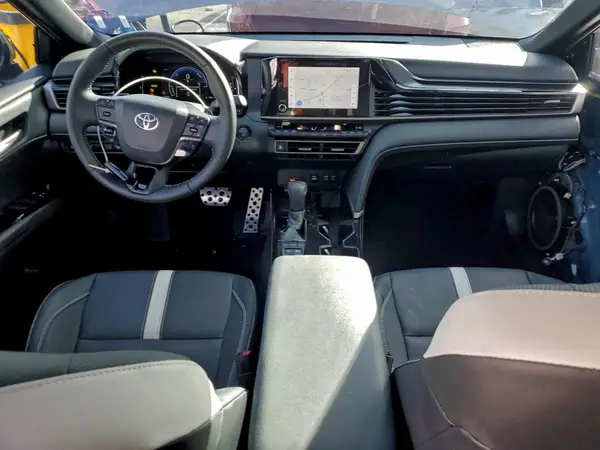 4T1DAACK6SU011268 2025 TOYOTA CAMRY - Image 8