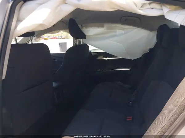4T1DAACK6SU011934 2025 TOYOTA CAMRY - Image 8