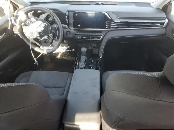 4T1DAACK6SU013781 2025 TOYOTA CAMRY - Image 8