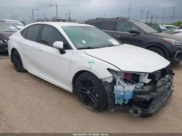 4T1DAACK6SU019080 2025 TOYOTA CAMRY - Image 1