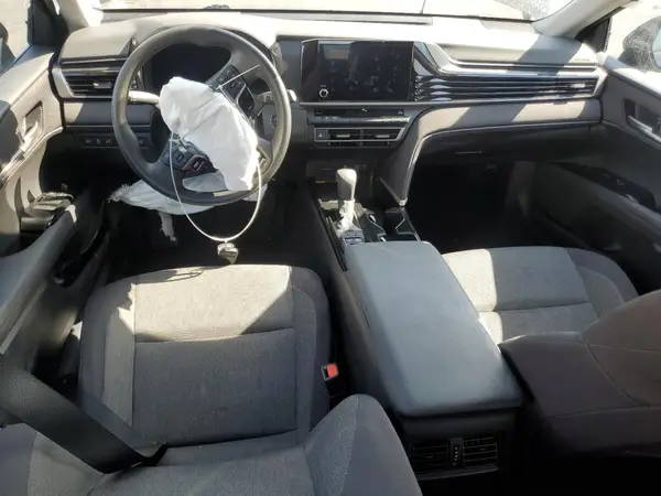 4T1DAACK6SU023615 2025 TOYOTA CAMRY - Image 8
