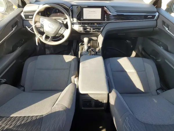4T1DAACK6SU025283 2025 TOYOTA CAMRY - Image 8