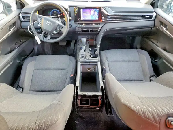 4T1DAACK6SU027602 2025 TOYOTA CAMRY - Image 8