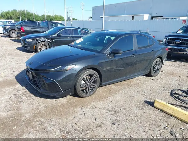 4T1DAACK6SU028653 2025 TOYOTA CAMRY - Image 2