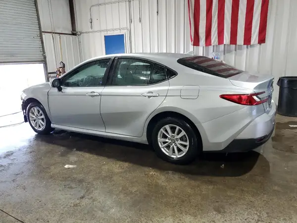 4T1DAACK6SU033366 2025 TOYOTA CAMRY - Image 2