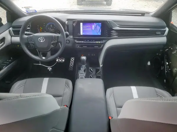 4T1DAACK6SU039703 2025 TOYOTA CAMRY - Image 8