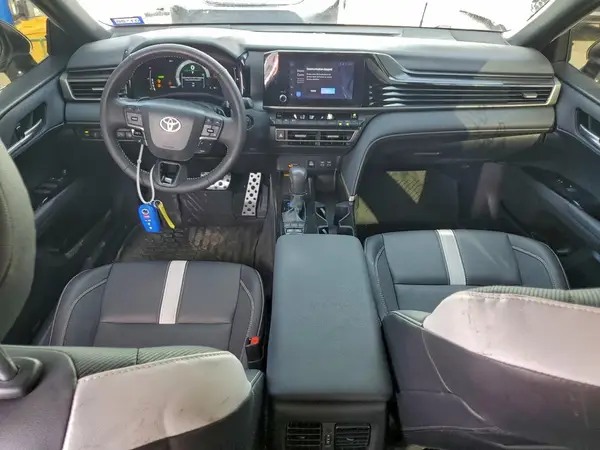 4T1DAACK6SU044321 2025 TOYOTA CAMRY - Image 8