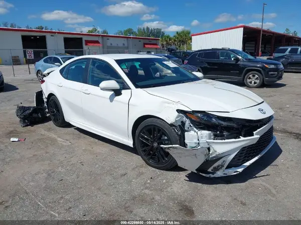 4T1DAACK6SU046683 2025 TOYOTA CAMRY - Image 1
