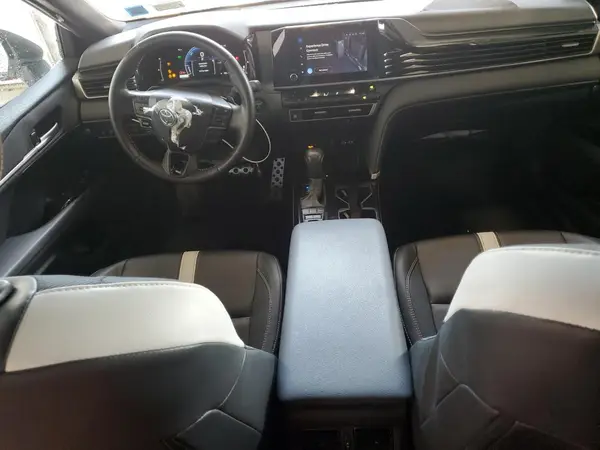 4T1DAACK6SU046828 2025 TOYOTA CAMRY - Image 8