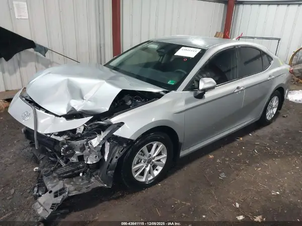 4T1DAACK6SU046960 2025 TOYOTA CAMRY - Image 2